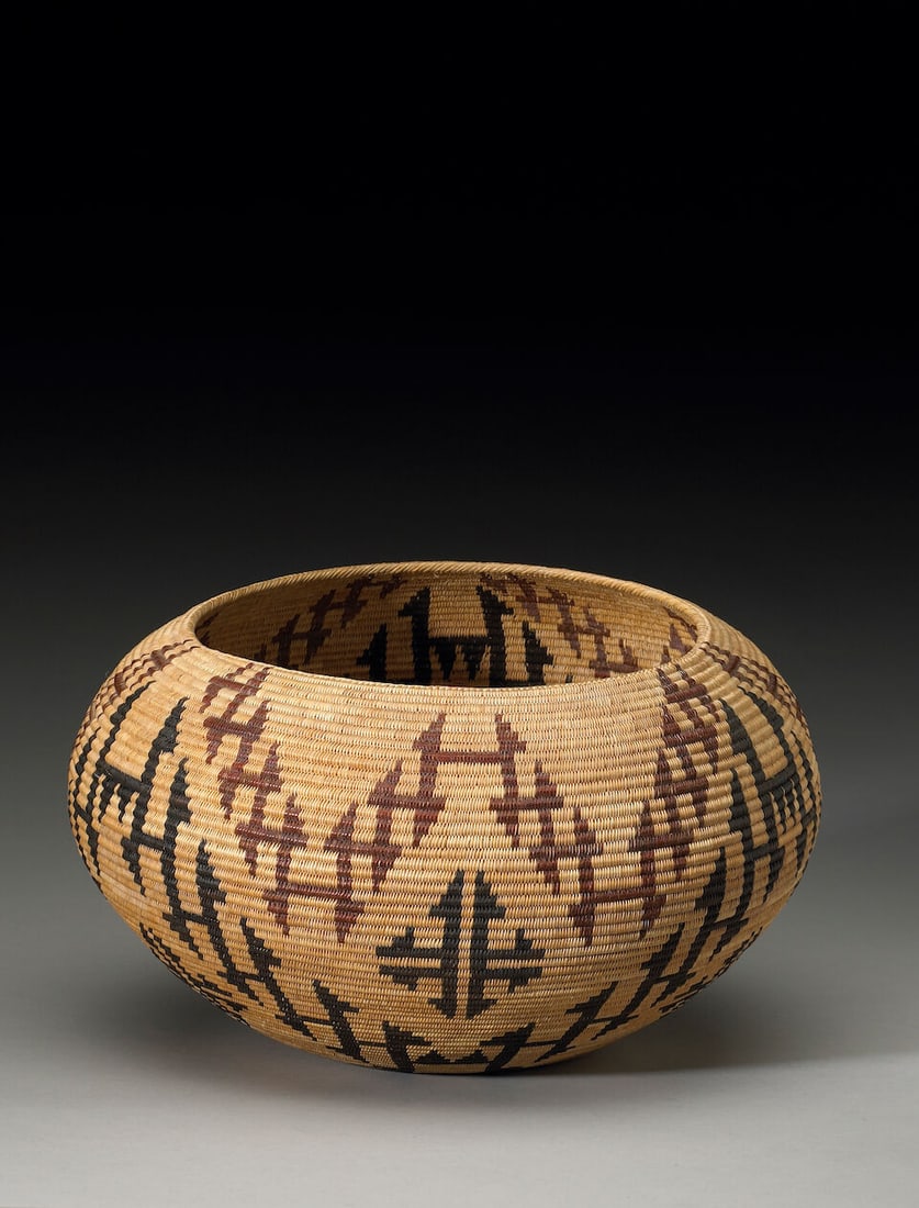 A Nellie Jameson Washington, Mono Lake Paiute (Kuzedika) polychrome basket - 2