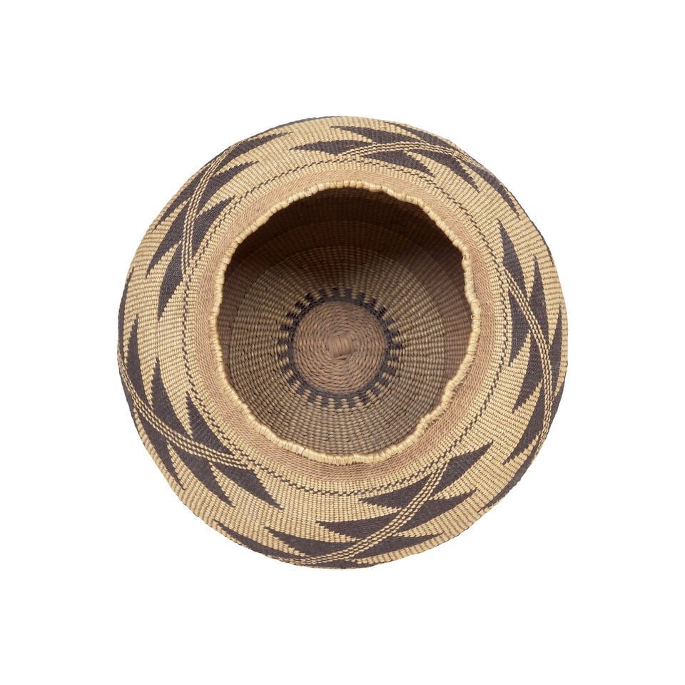 A Wiyot/Karuk basket attributed to Elizabeth Hickox - 2