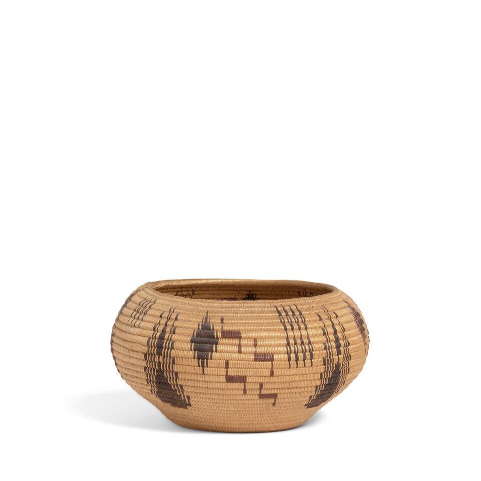A Sarah Jim Mayo, Washoe degikup polychrome basket - 3