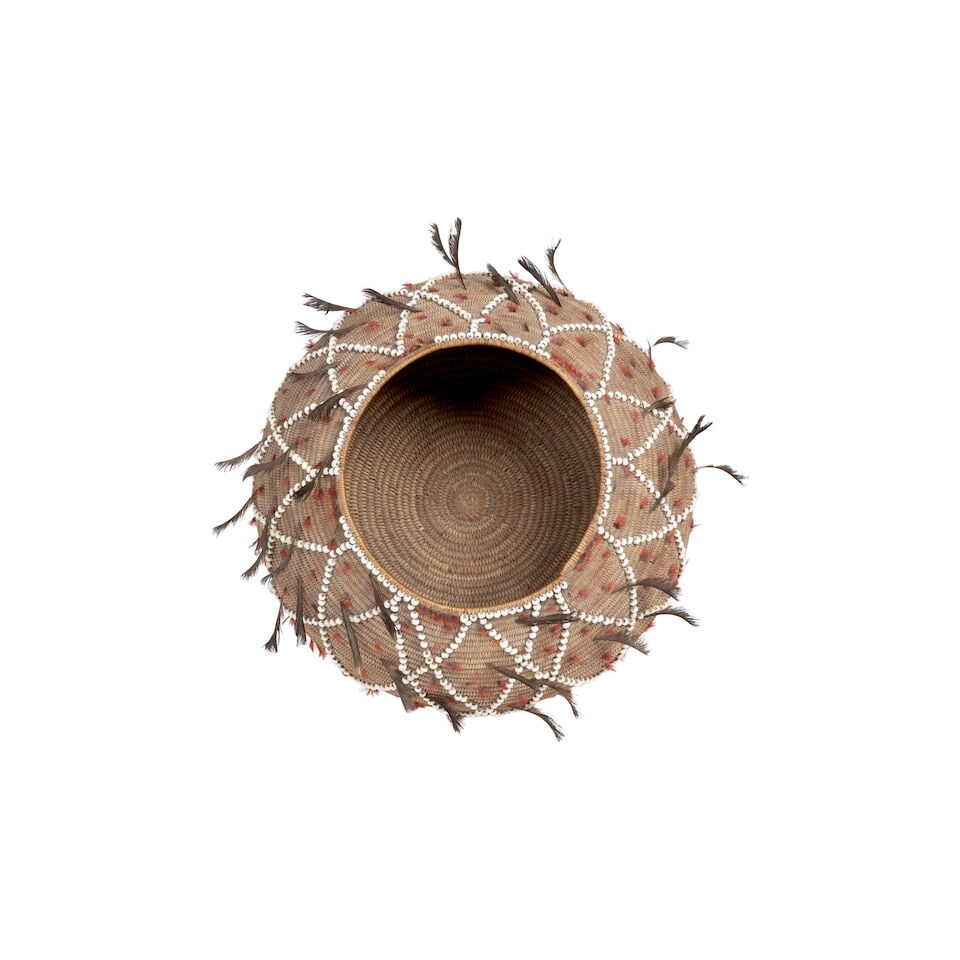 A Plains Miwok beaded basket - 2