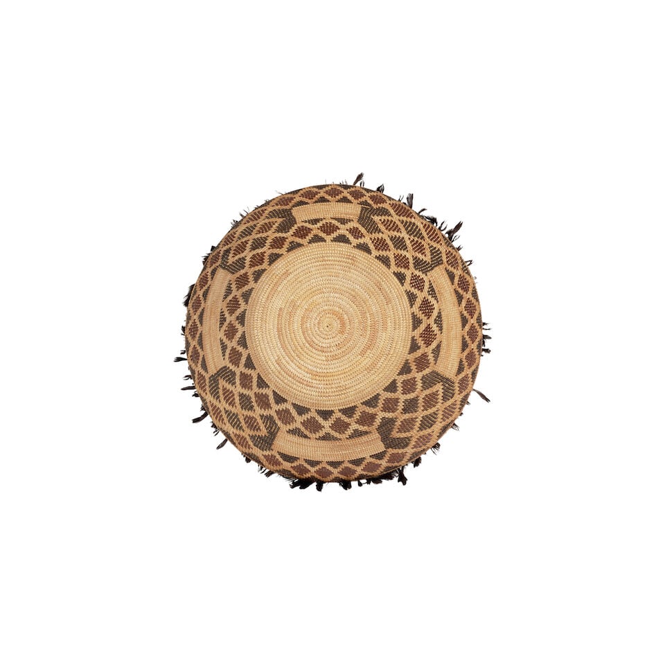 A Yokuts polychrome bottleneck basket - 2