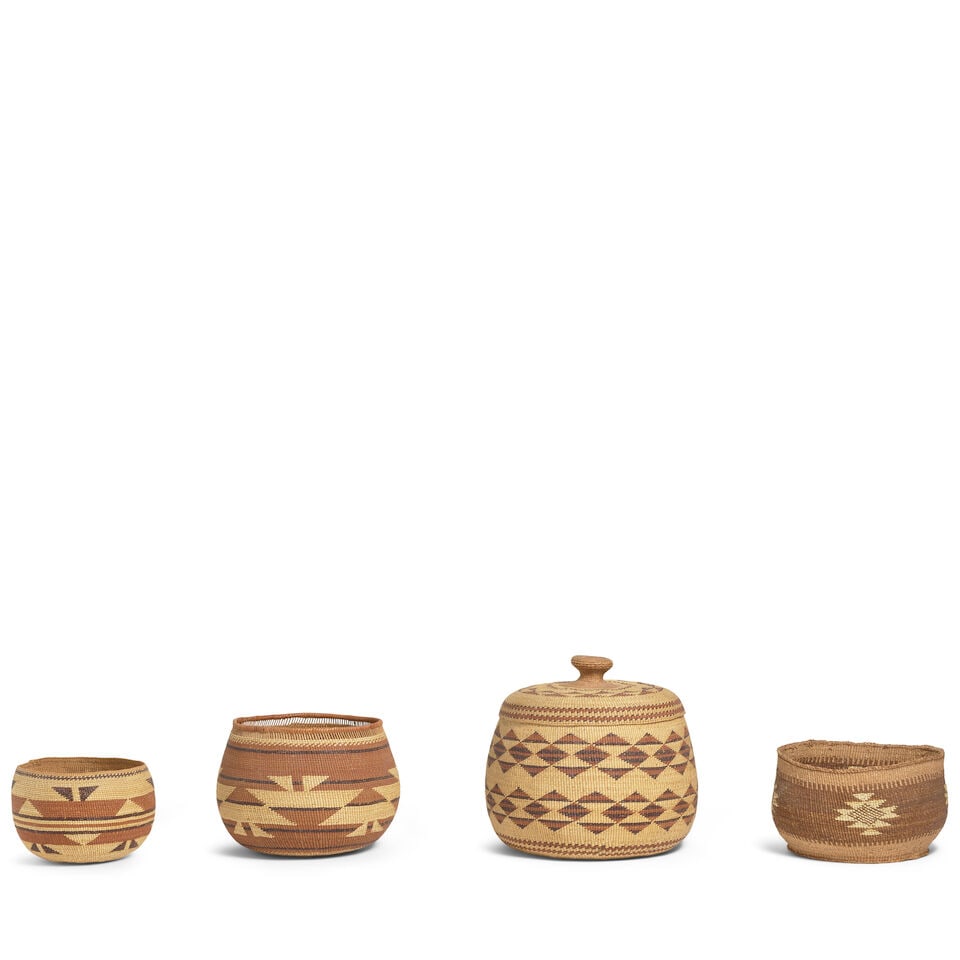 Four Northern California or Southern Oregon polychrome baskets - 2