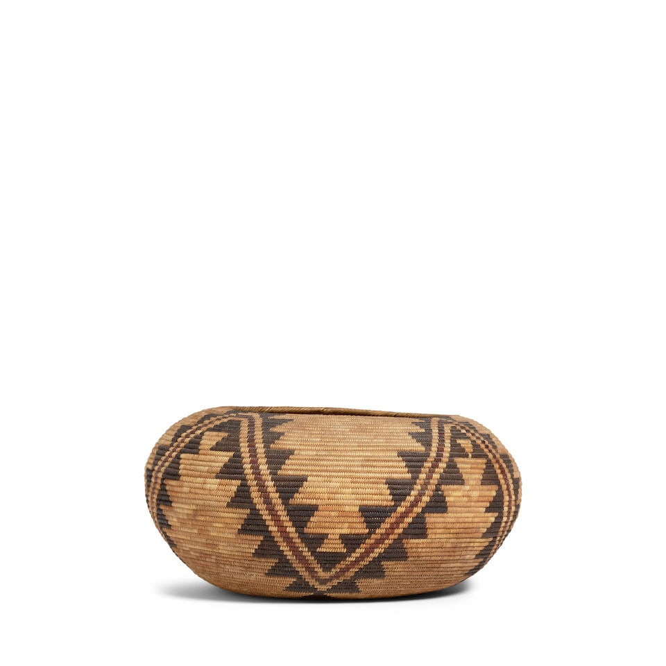 A Lucy Telles, Sierra Miwok/Mono Lake Paiute polychrome basket - 4