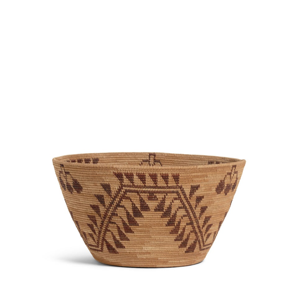 A Yokuts basket, attributed to Minnie Hancock Wilcox - 3