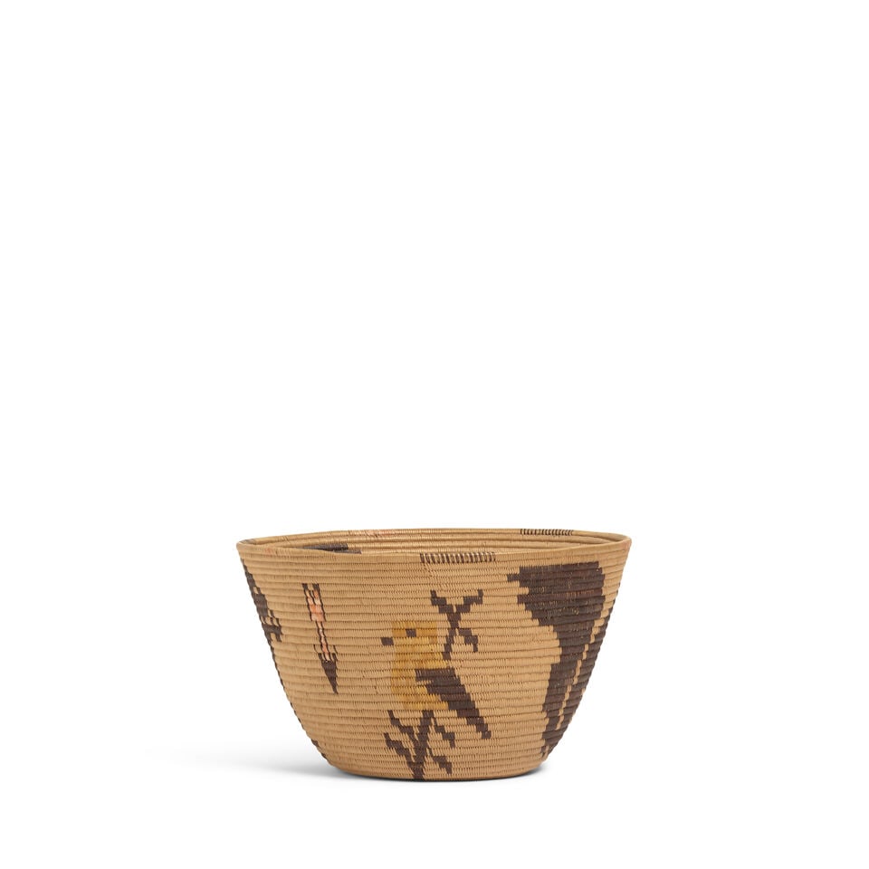 A Panamint Shoshone (Timbisha) polychrome pictorial basket, attributed to Mamie Gregory - 3