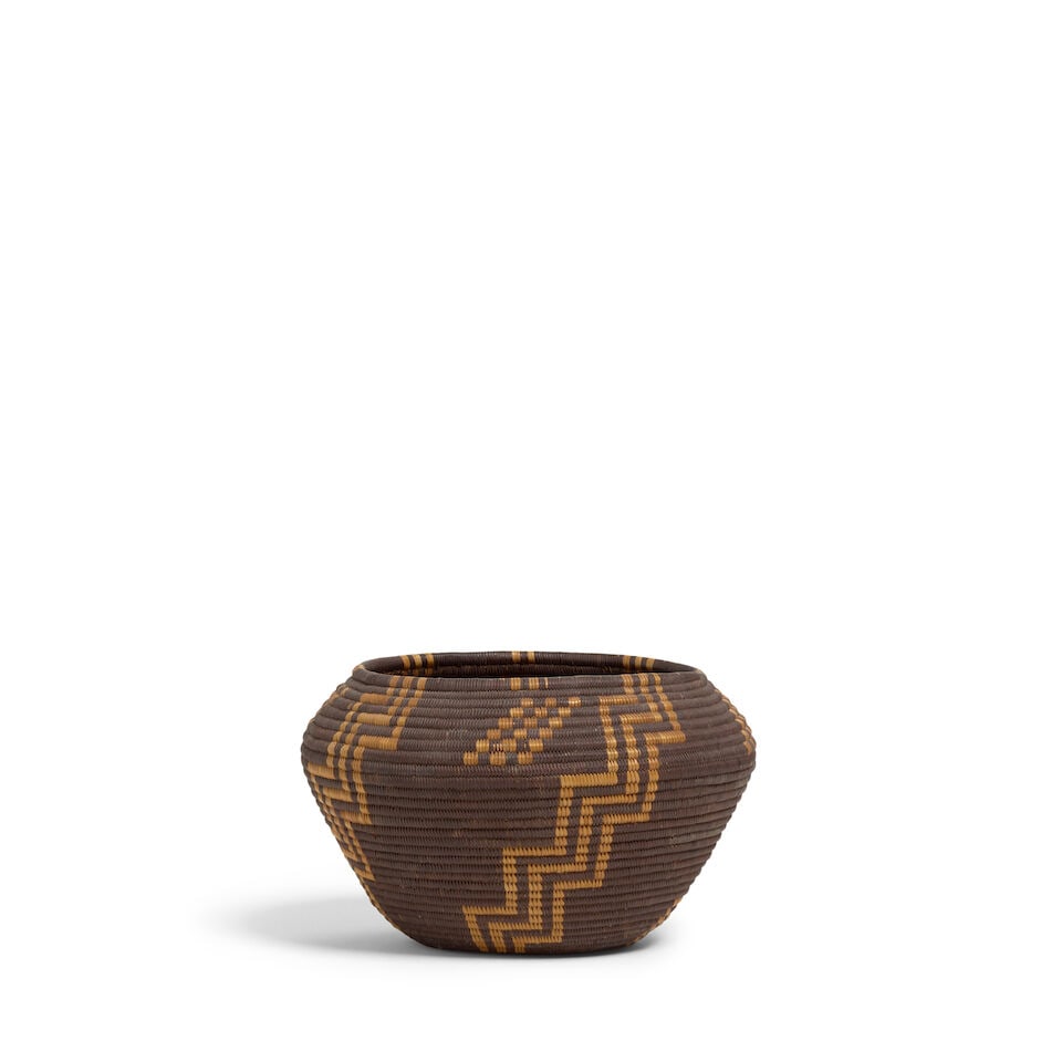 A Panamint Shoshone (Timbisha) ovoid negative basket - 3