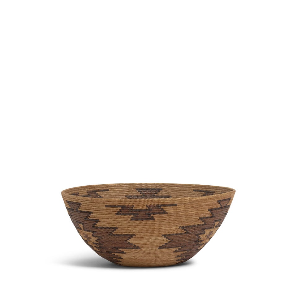 A Panamint Shoshone (Timbisha) polychrome basket - 3