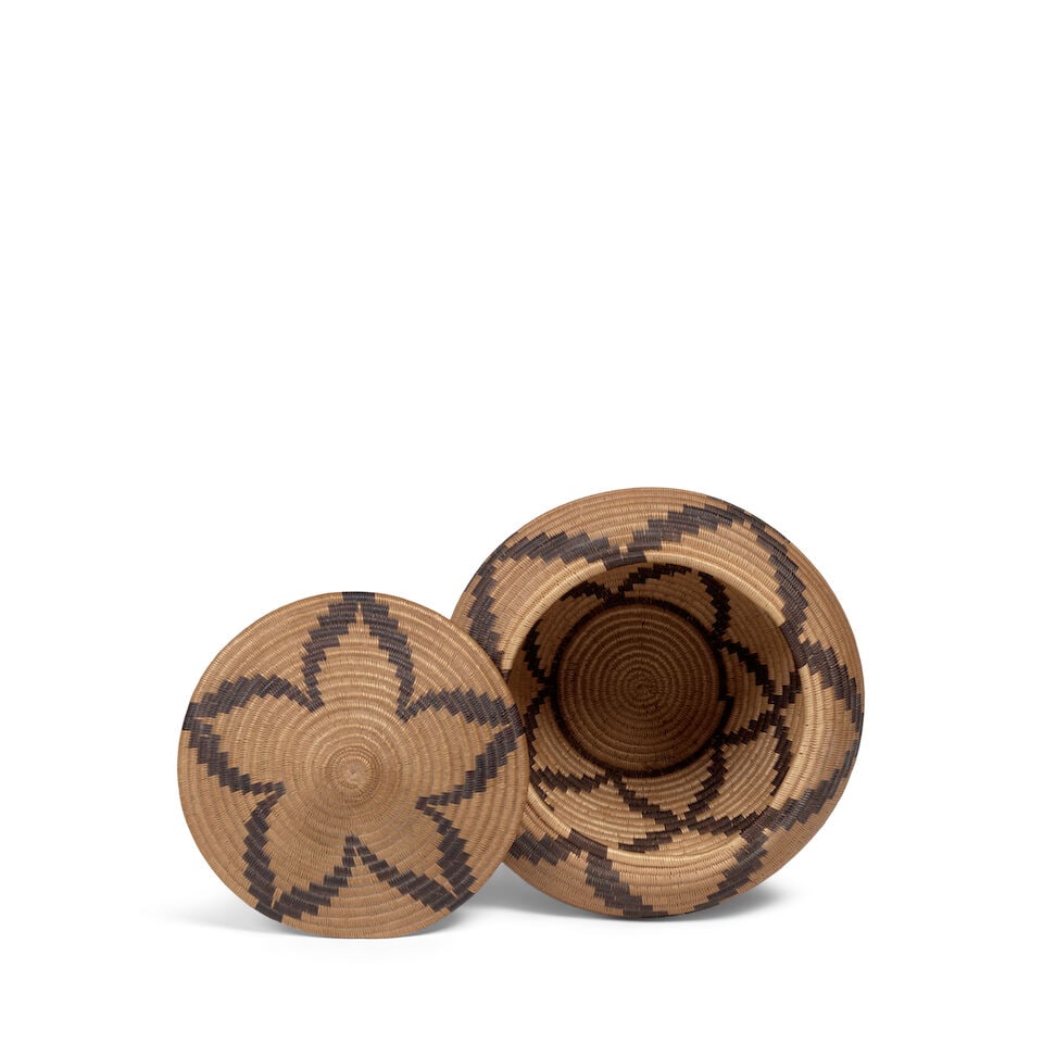 A Panamint Shoshone (Timbisha) lidded basket - 2