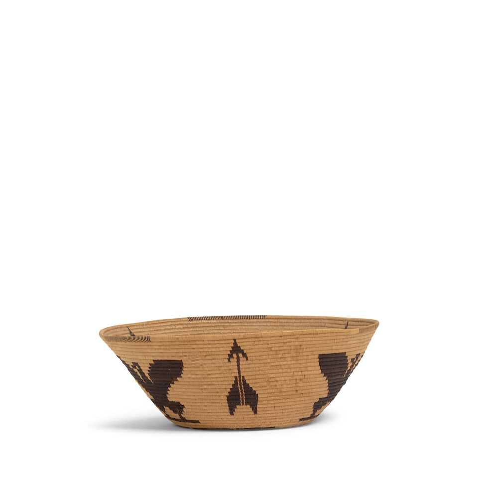 A Panamint Shoshone (Timbisha) polychrome pictorial basket - 3