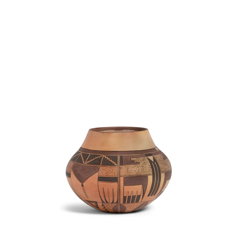 A Dextra Quotskuyva Nampeyo polychrome jar (1 of 4)