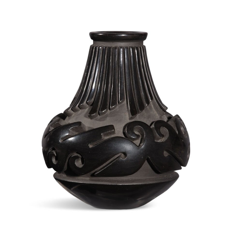 A Nancy Youngblood carved blackware miniature vase - 2