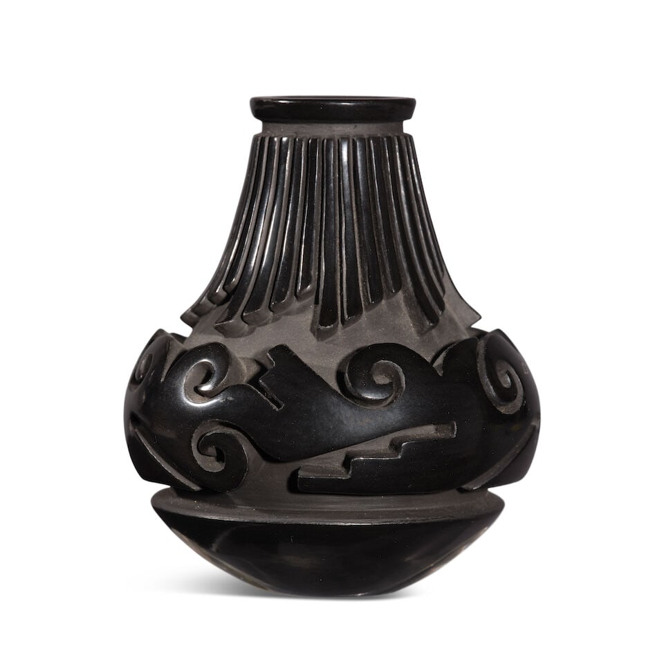 A Nancy Youngblood carved blackware miniature vase - 3