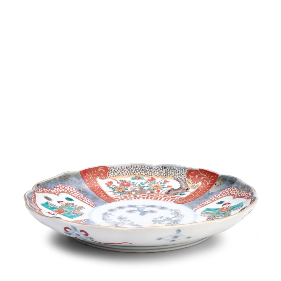 A Japanese Imari Porcelain Lobed Plate Japan, 19th century, - 2