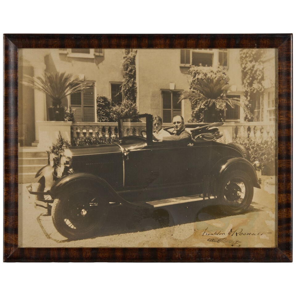 Franklin D. Roosevelt Driving a 1929 Ford Model A Cabriolet 1929 - 2