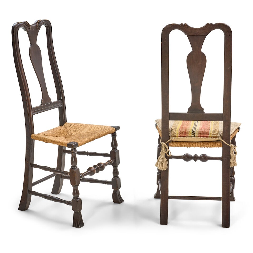 Two Queen Anne-style Grained-wood Side Chairs, late 19th/early 20th century, - 2
