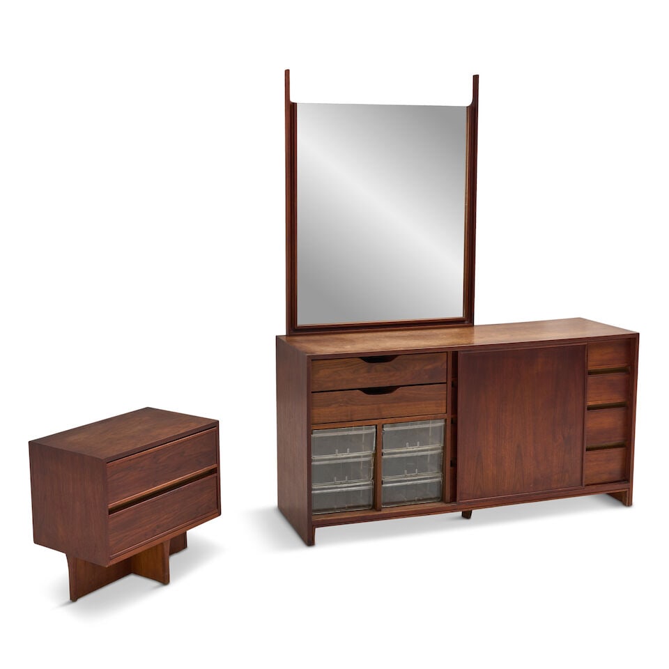 Brown Saltman Bedroom Suite, United States, circa 1950, dresser with attached mirror, nightstan... - 2
