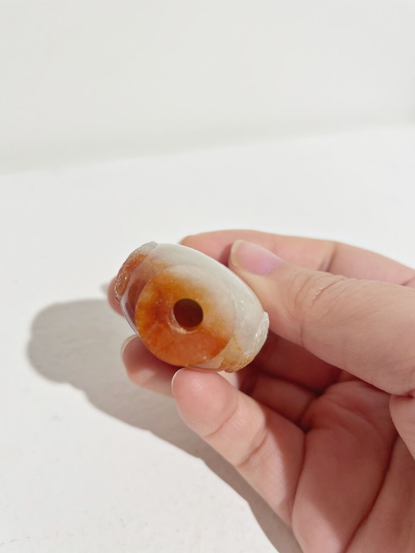 A RUSSET AND GREENISH WHITE JADEITE SNUFF BOTTLE Late Qing Dynasty - 6