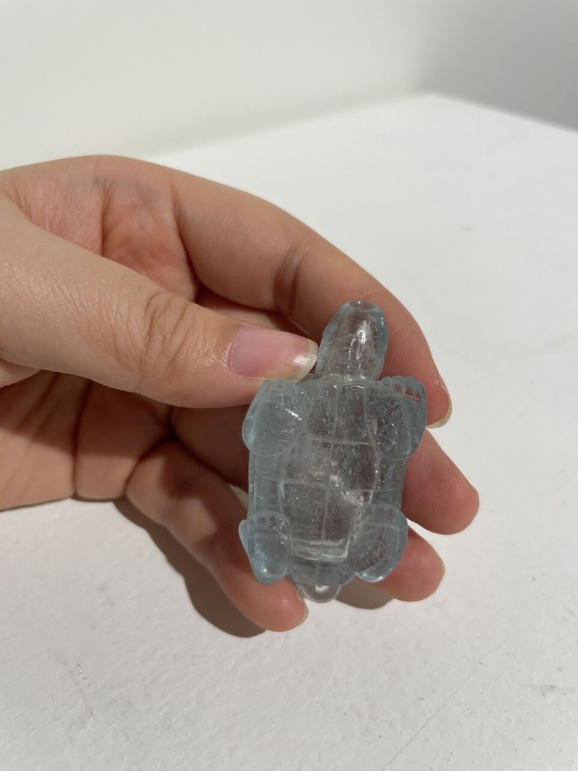AN AQUAMARINE 'TORTOISE' SNUFF BOTTLE 19th century - 3
