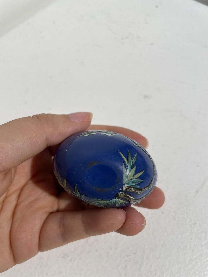 AN ENAMELLED YIXING 'MAGPIE' SNUFF BOTTLE 19th century - 4