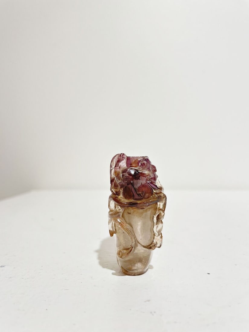 AN AMETHYST 'SQUIRREL AND GRAPES' SNUFF BOTTLE 19th century - 9