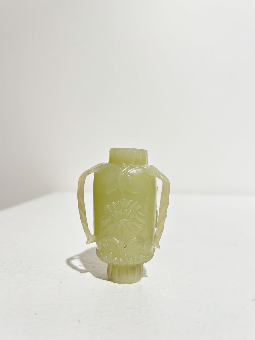 A MUGHAL STYLE YELLOW JADE 'CHRYSANTHEMUM' SNUFF BOTTLE Late Qing to Republic Period - 7