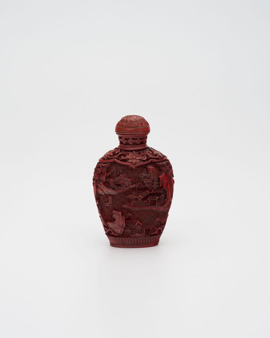 A CINNABAR LACQUER 'LANDSCAPE' SNUFF BOTTLE 19th century - 2