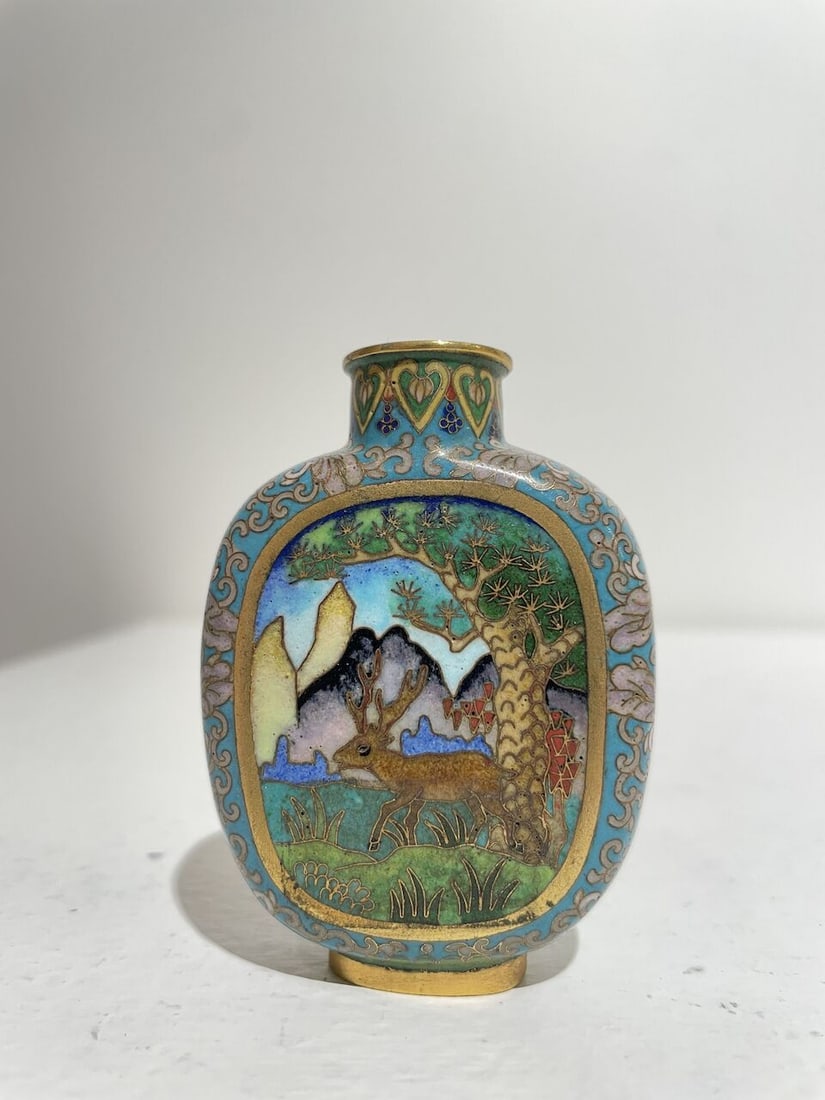 A CLOISONNÉ 'DEER' SNUFF BOTTLE 20th century - 7