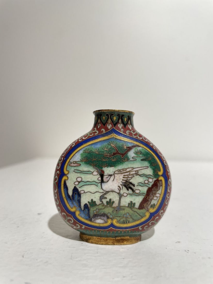 TWO CLOISONNÉ SNUFF BOTTLES 20th century (2) - 16