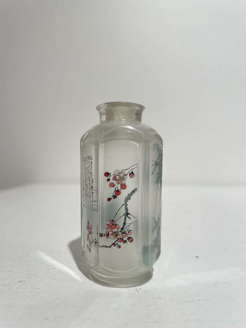 AN INSIDE PAINTED HEXAGONAL GLASS 'ORCHID AND BAMBOO' SNUFF BOTTLE 1970s - 9