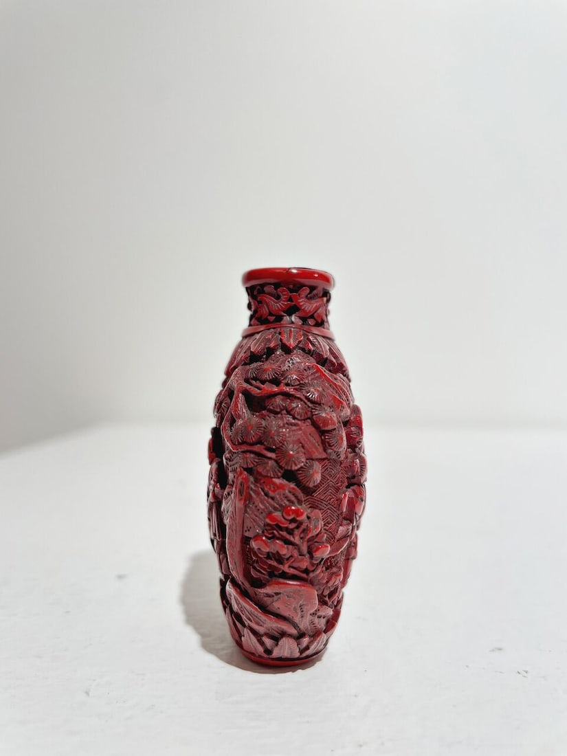 A CINNABAR LACQUER 'FIGURES' SNUFF BOTTLE 19th century - 6