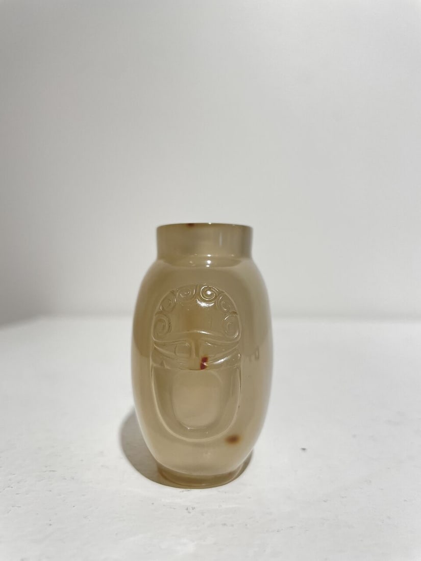 A SHADOW AGATE 'BUTTERFLY' SNUFF BOTTLE 19th century - 6