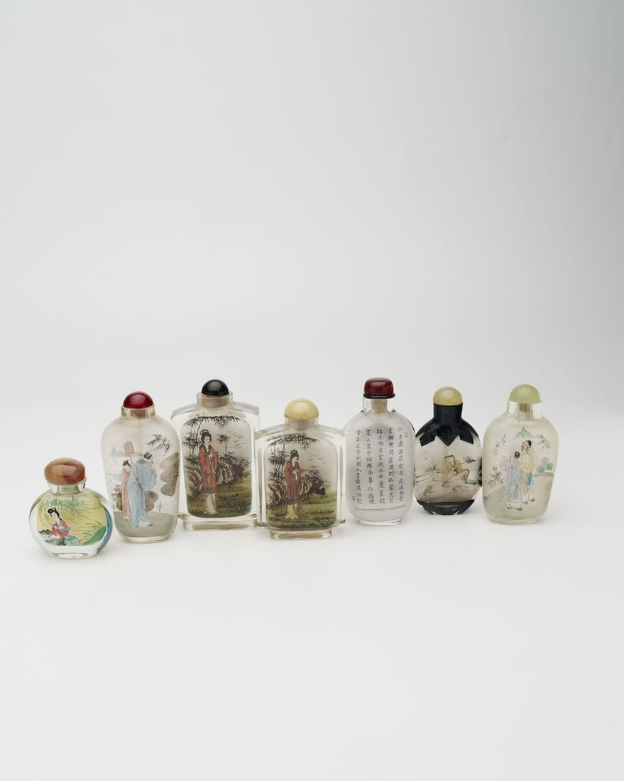 SEVEN INSIDE PAINTED SNUFF BOTTLES 1970s and 1980s (7) - 2