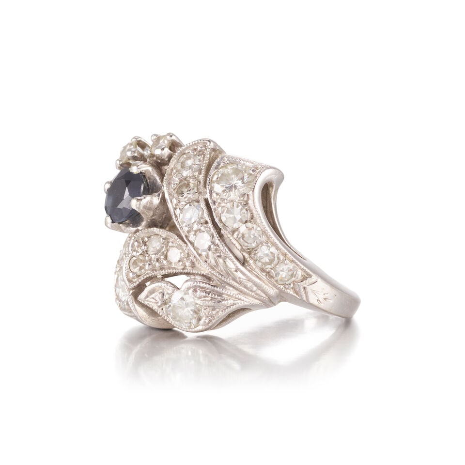 MID CENTURY: 12K WHITE GOLD, SAPPHIRE AND DIAMOND RING - 2