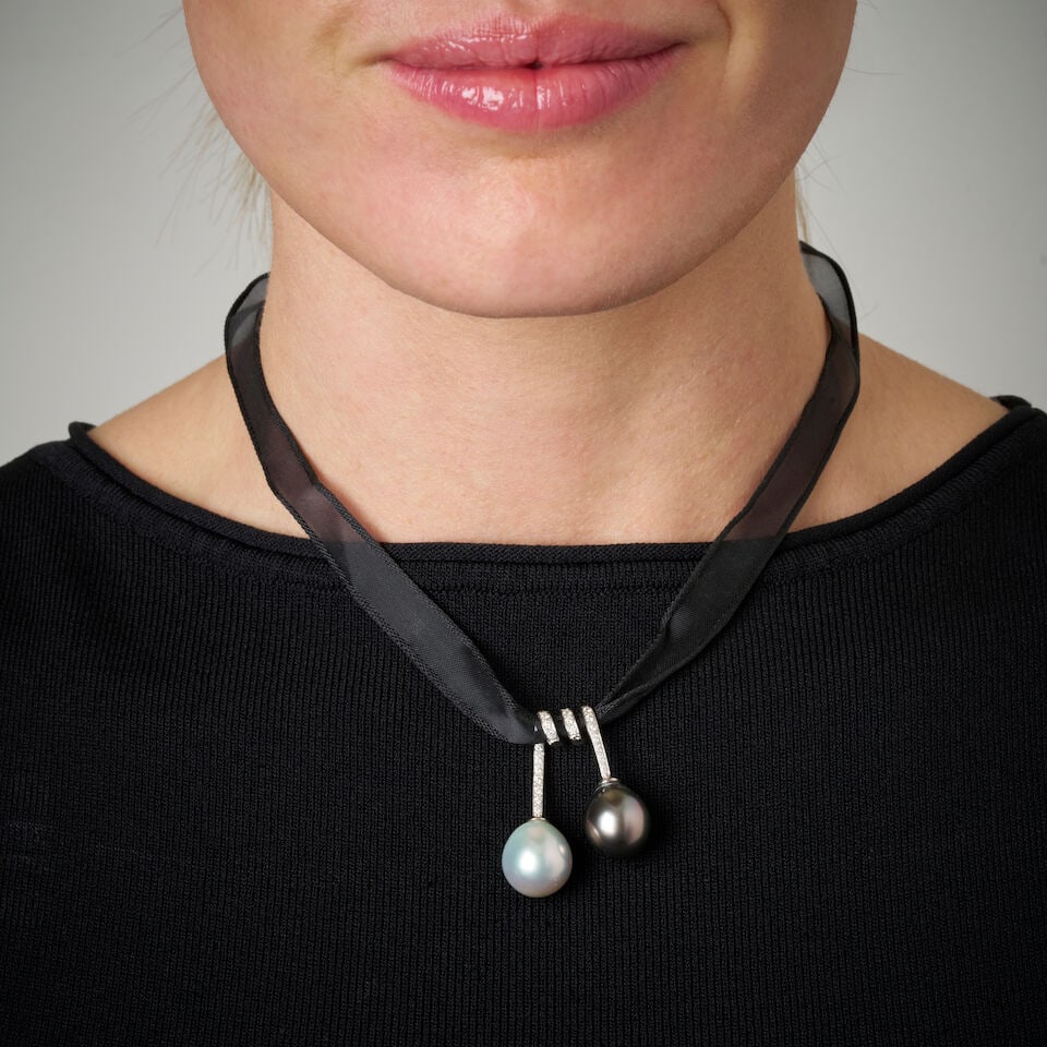 WHITE AND TAHITIAN CULTURED PEARL AND DIAMOND PENDANT - 2