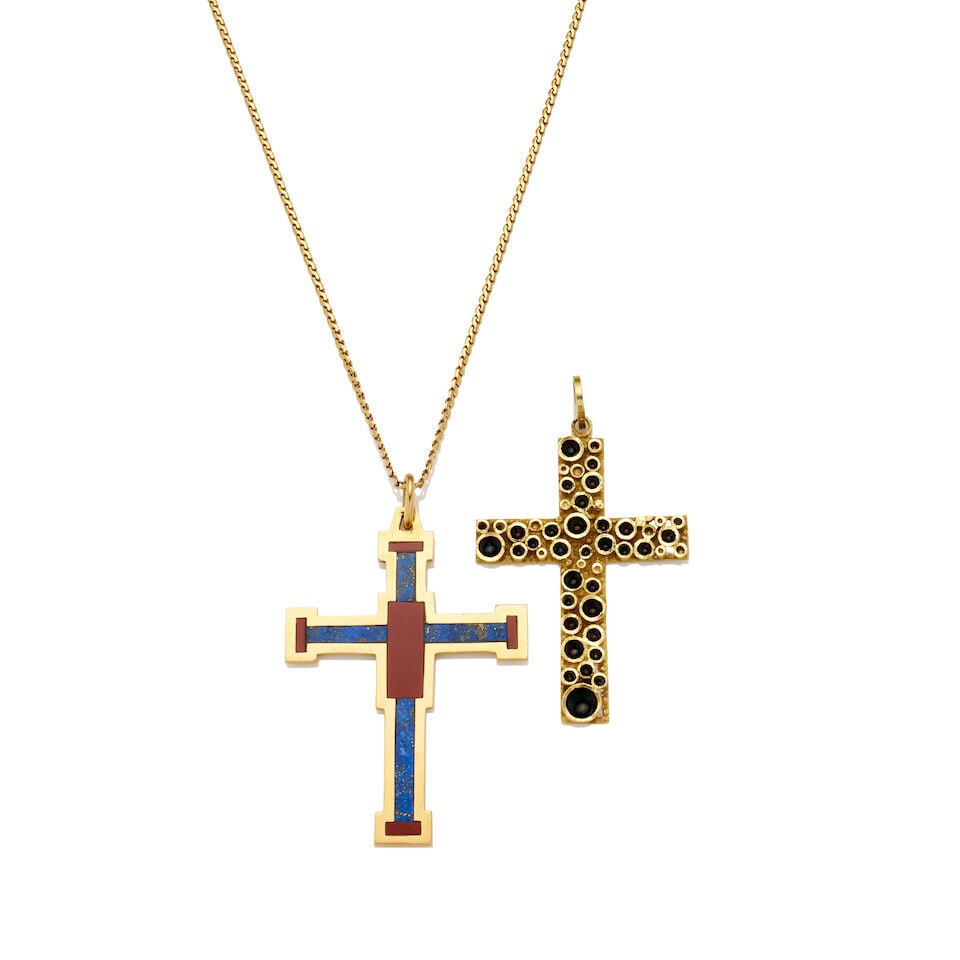 TWO YELLOW GOLD CROSSES: TWO YELLOW GOLD CROSSES - Lapis and jasper gold cross 18ct, chain 18ct, lobster clasp 9ct; measurement 6.8 x 4.4cm. - Black enamel gold cross 19ct; measurement 6.3 x 3.9cm - Gross weight