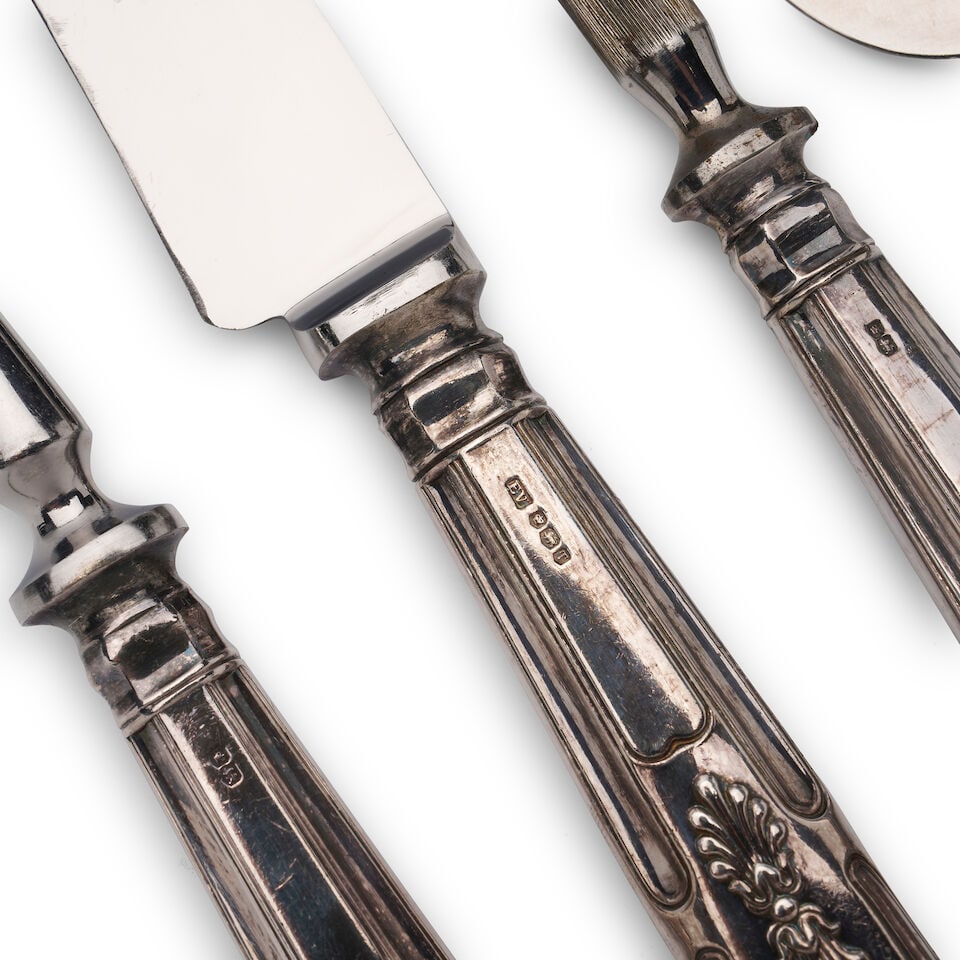 An extensive Viner's Sheffield King's pattern silver flatware service Marks of Viner's Ltd, (Emi... - 3