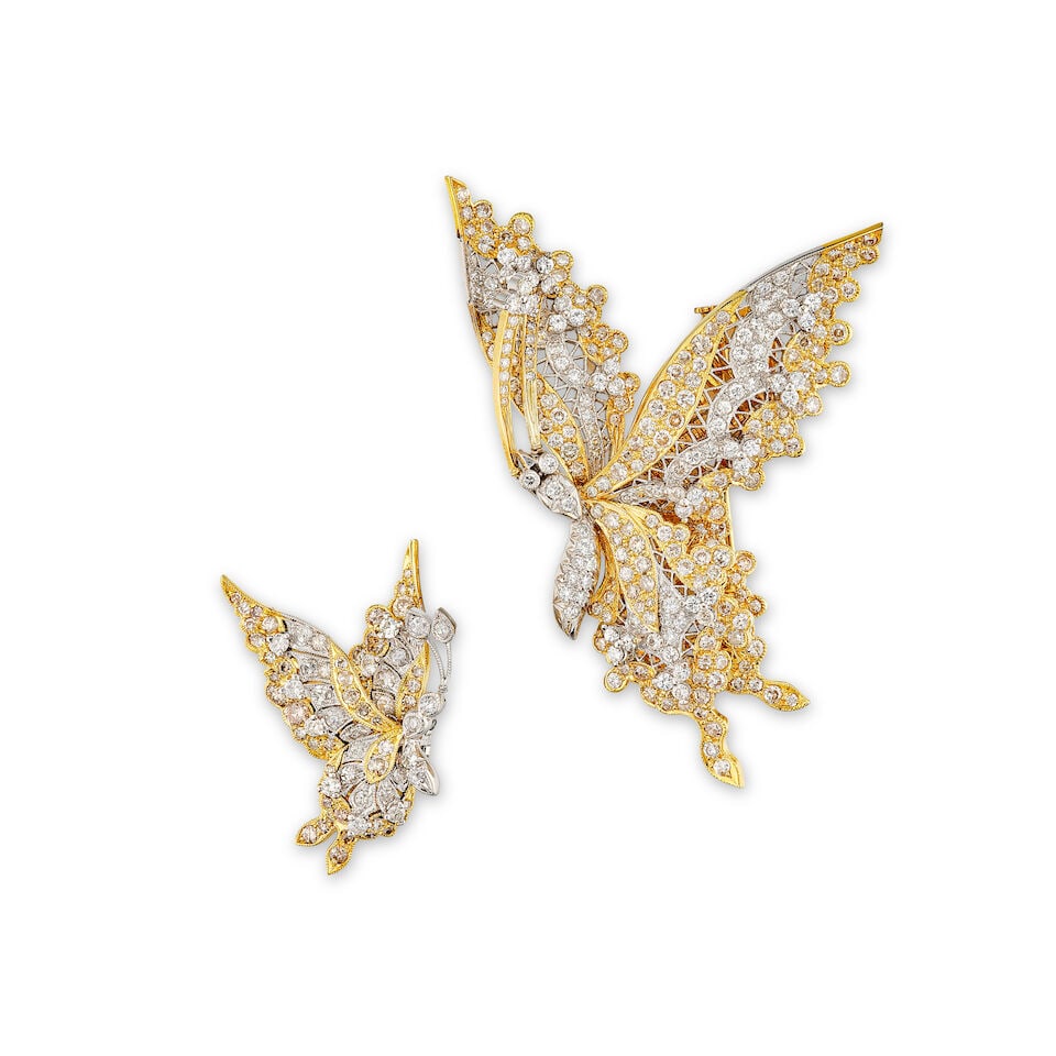 TWO BICOLOURED GOLD AND DIAMOND 'BUTTERFLY' BROOCHES (2): TWO BICOLOURED GOLD AND DIAMOND 'BUTTERFLY' BROOCHES 鑽石「蝴蝶」別針兩枚 Metal: 14 karat white and yellow gold Dimensions: 7.1 x 4.3cm and