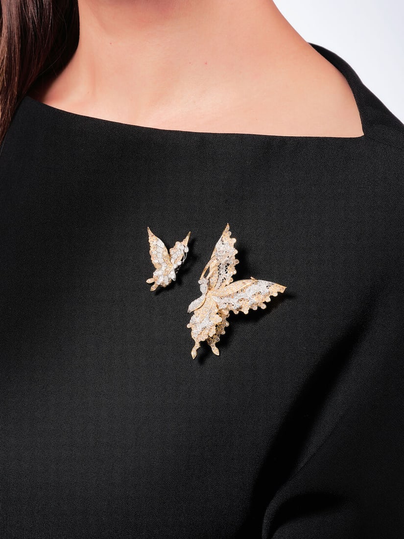 TWO BICOLOURED GOLD AND DIAMOND 'BUTTERFLY' BROOCHES (2) - 2