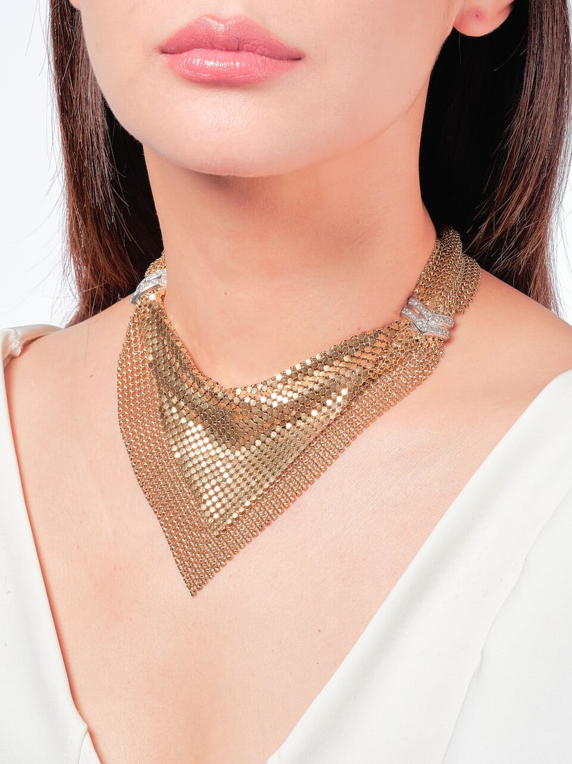 GOLD AND DIAMOND 'MESH' NECKLACE: GOLD AND DIAMOND 'MESH' NECKLACE 黃金鑽石項鍊 Metal: 18 karat white and yellow gold Length: 39.5cm Gross weight: 129.1g Footnotes: Property of a