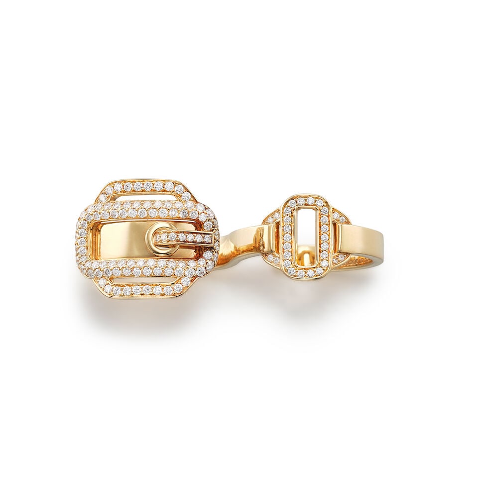 HERMÈS: DIAMOND 'ATTELAGE D'OR' DOUBLE RING: HERMÈS: DIAMOND 'ATTELAGE D'OR' DOUBLE RING 愛馬仕：「Attelage D'or」鑽石戒指 Signature: HERMÈS, numbered 16AI002976, maker's and