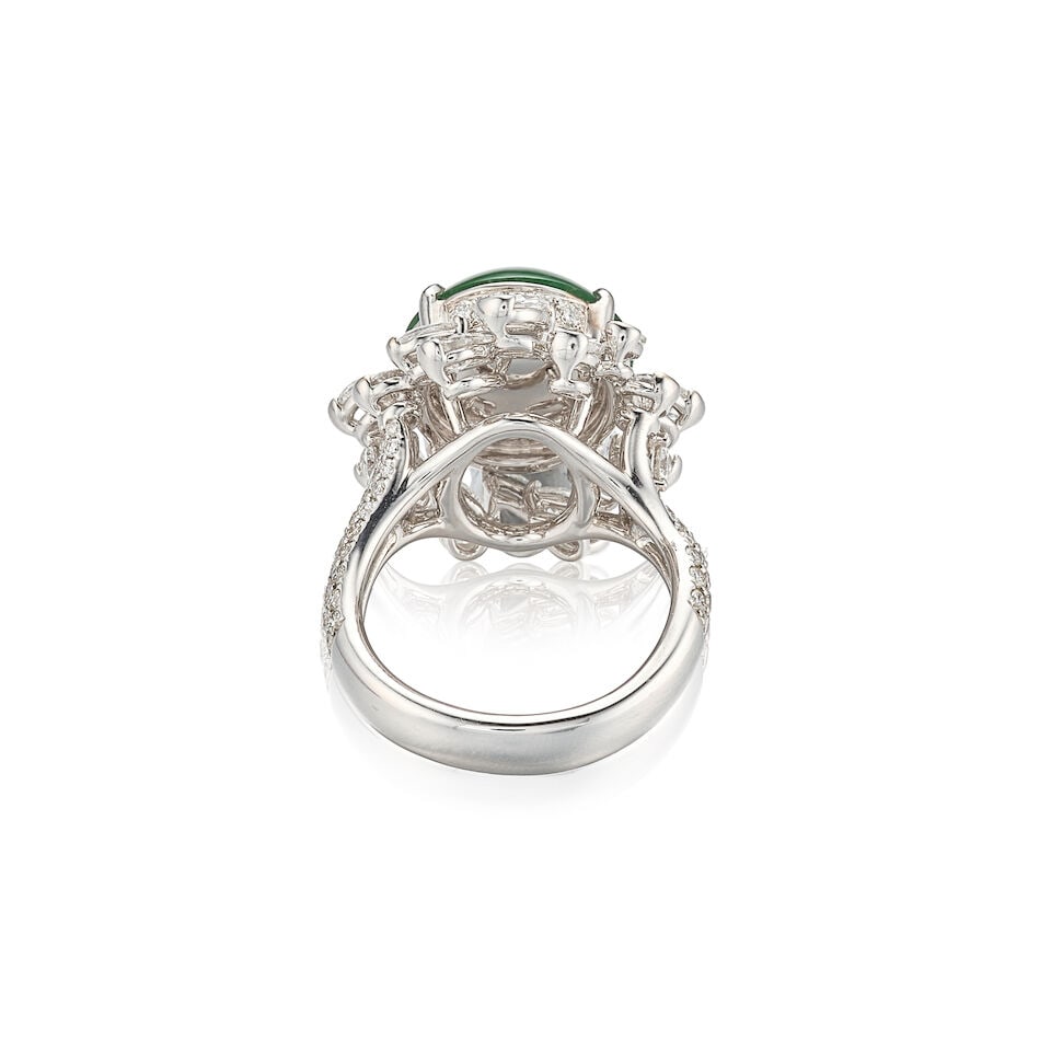 JADEITE AND DIAMOND RING - 4