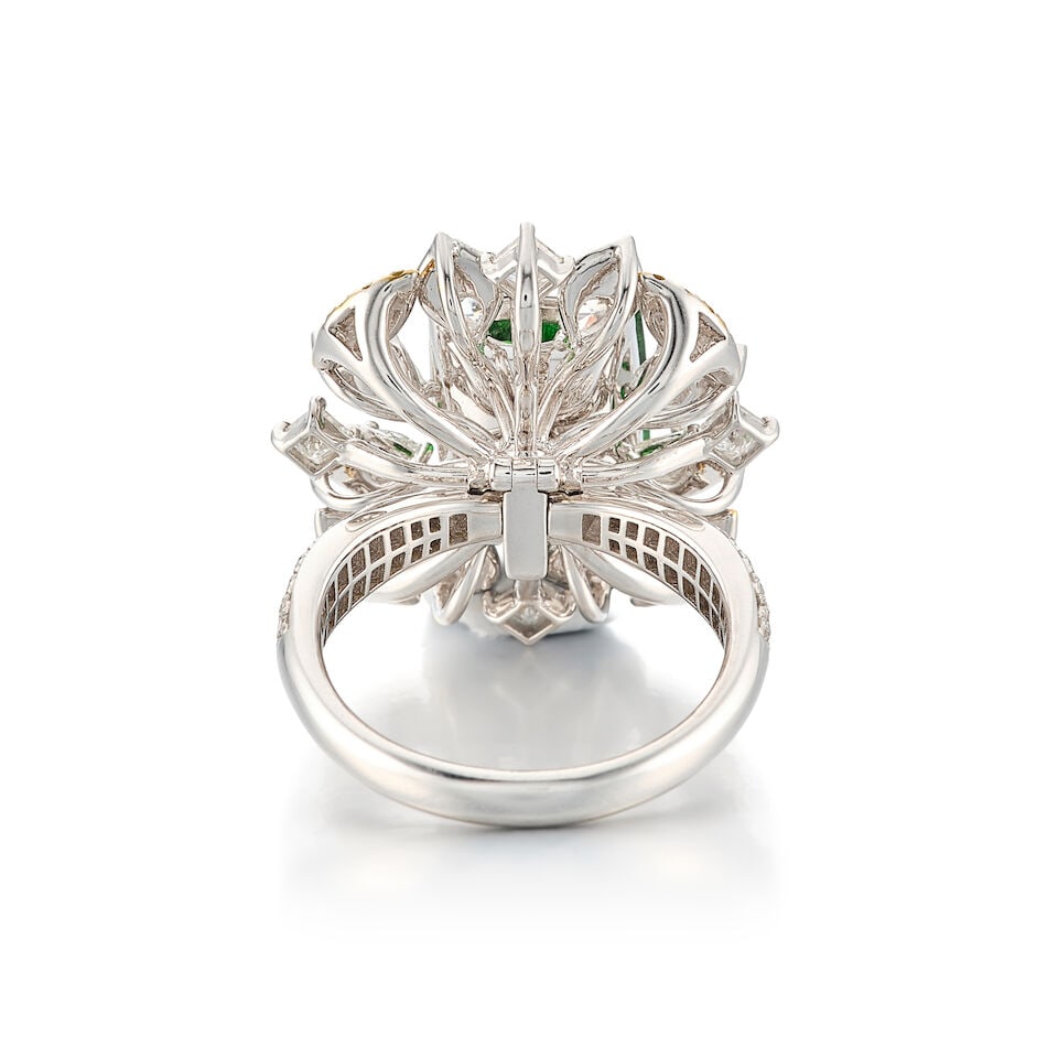 TSAVORITE GARNET, COLOURED DIAMOND AND DIAMOND RING/PENDANT - 3