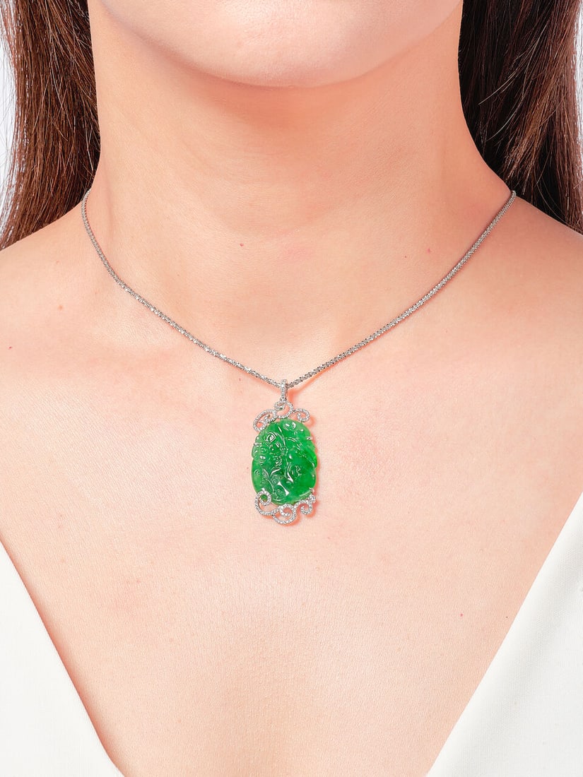 JADEITE AND DIAMOND PENDANT - 2
