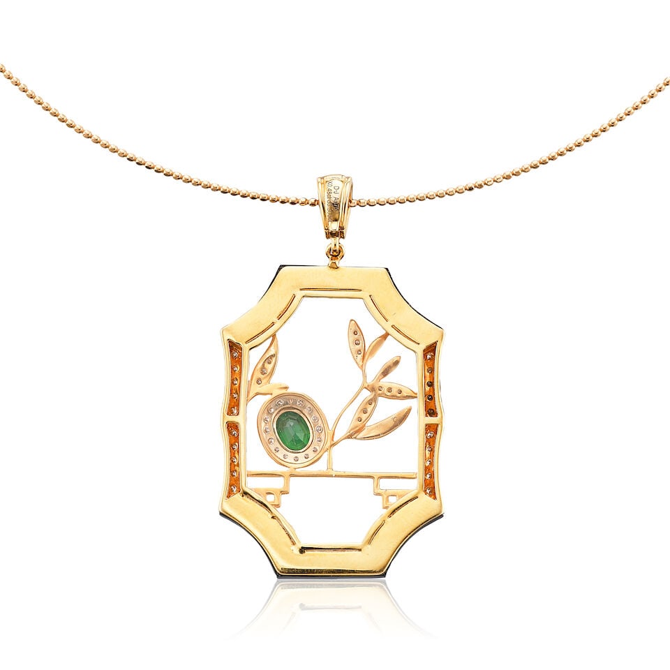 GEM-SET, ONYX AND DIAMOND PENDANT NECKLACE - 3