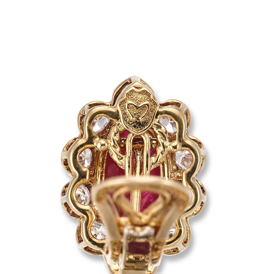 MOUAWAD: GEM-SET AND DIAMOND PARURE (4) - 7