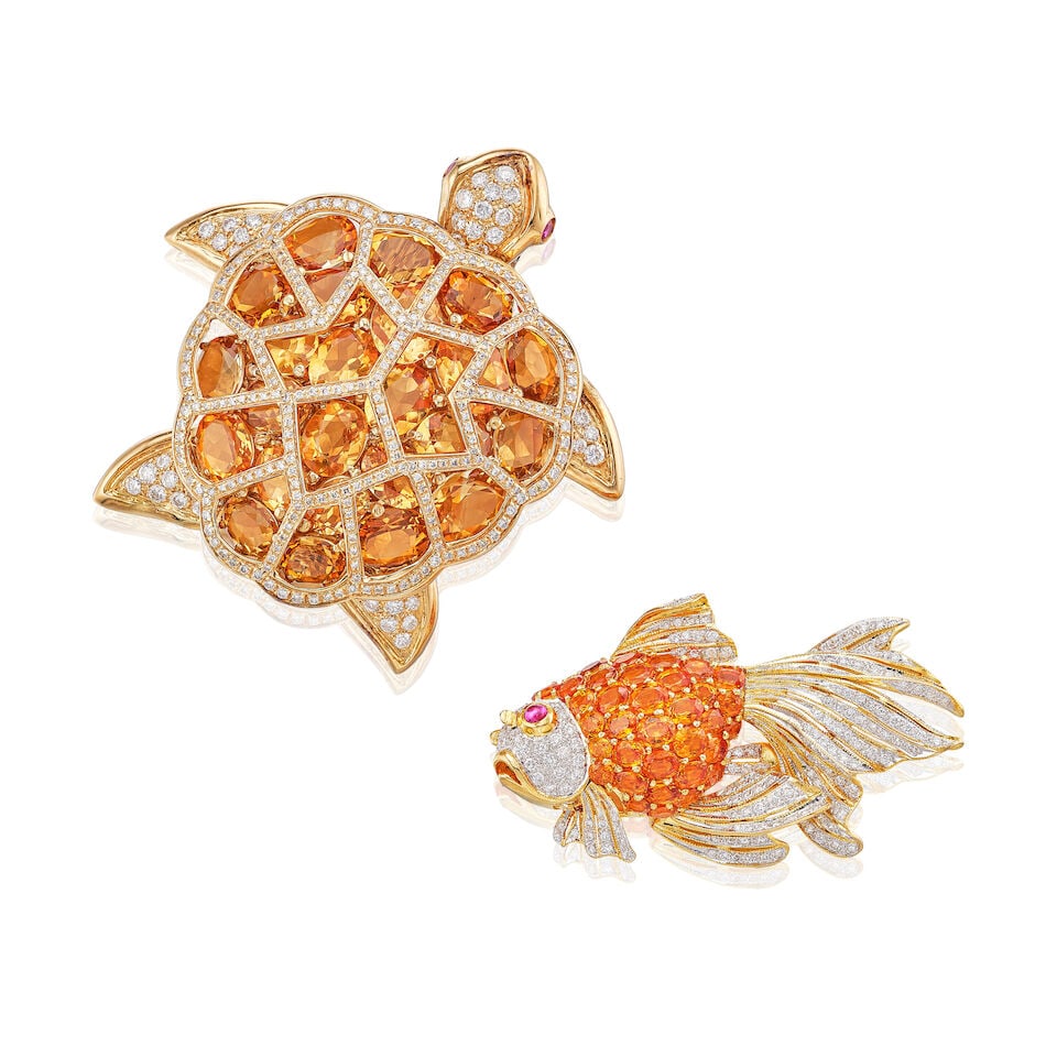TWO GEM-SET AND DIAMOND 'TURTLE' AND 'GOLDFISH' BROOCHES (2) - 2