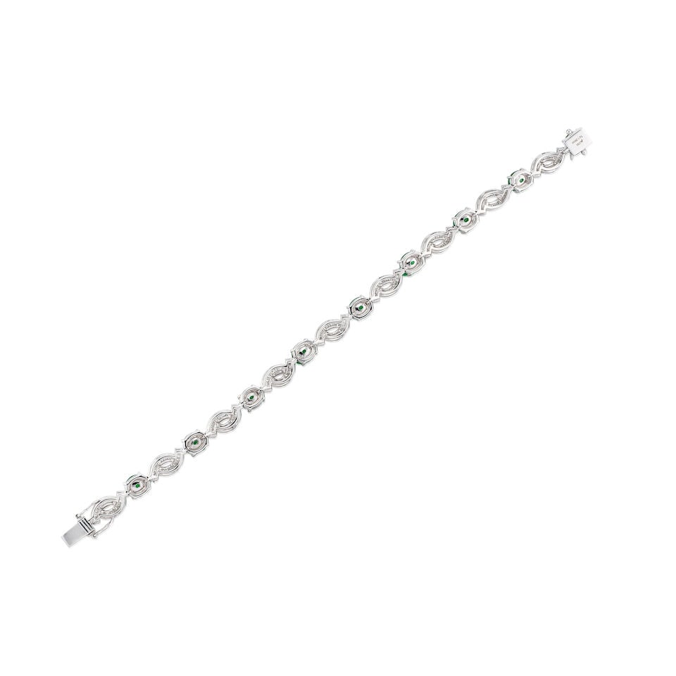 JADEITE AND DIAMOND BRACELET - 3