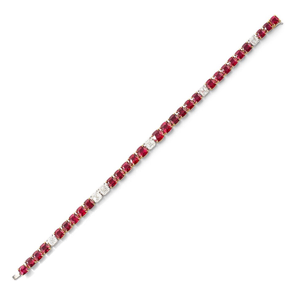 RUBY AND DIAMOND BRACELET: RUBY AND DIAMOND BRACELET 紅寶石配鑽石手鍊 Certificate: GRS, selected five rubies, natural, vivid red ('GRS-type pigeon blood ruby'), Mozambique, unheat