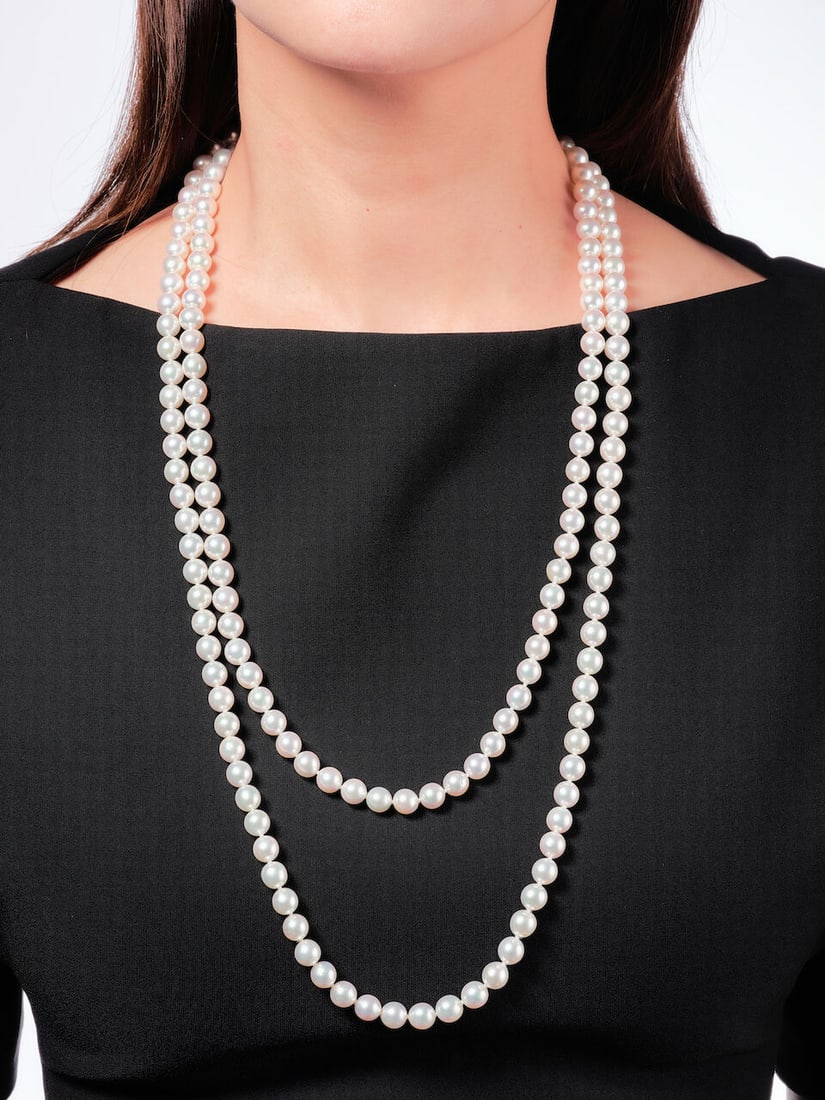 CULTURED PEARL LONG NECKLACE: CULTURED PEARL LONG NECKLACE 養殖珍珠項鍊 Cultured pearls: 171pcs, approx. 8.88 x 9.39mm - 8.89 x 9.26mm Metal: 18 karat white gold Length: 163.0cm Gross weight: