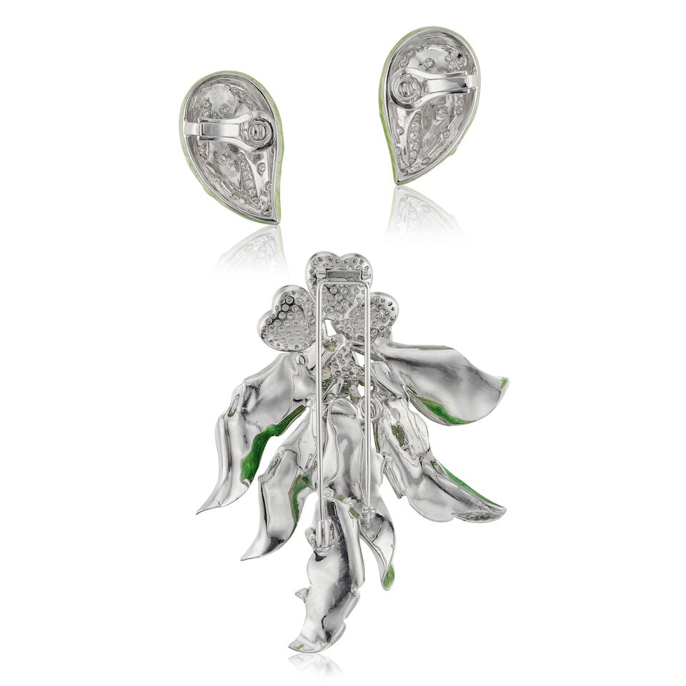 ENAMEL AND DIAMOND BROOCH AND EARCLIP SET (2) - 3